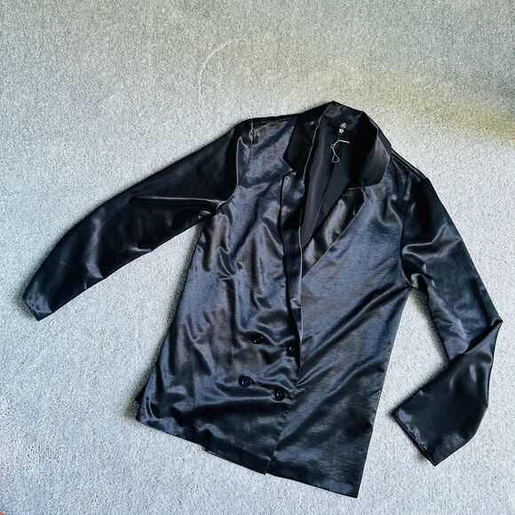 missguided 100% polyester satin blazer in black - Picture 1 of 11